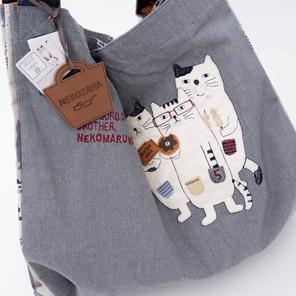 Kusuguru Japan Three Cats Embroidered Large Tote Bag - Gray - Picture 3 of 10